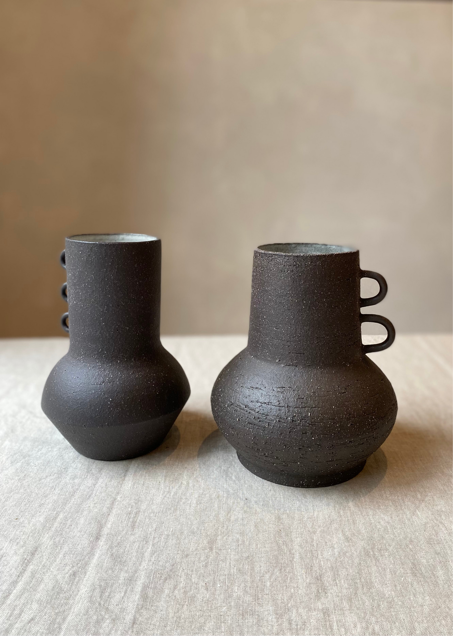 Loop Vase Black 1 | Large