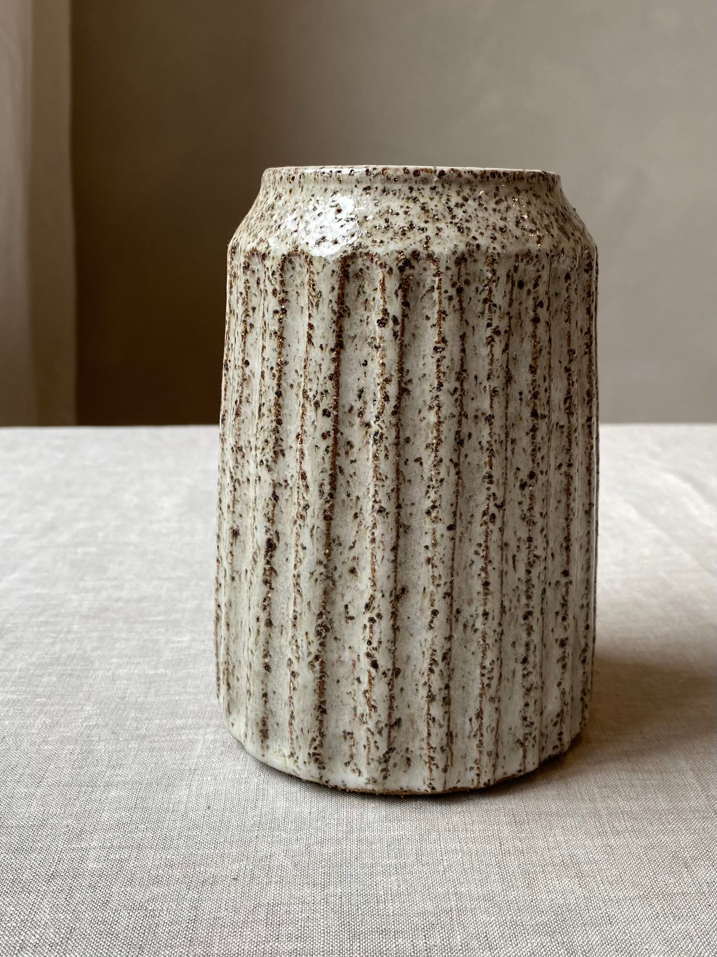 Fluted Speckled Vase | Medium