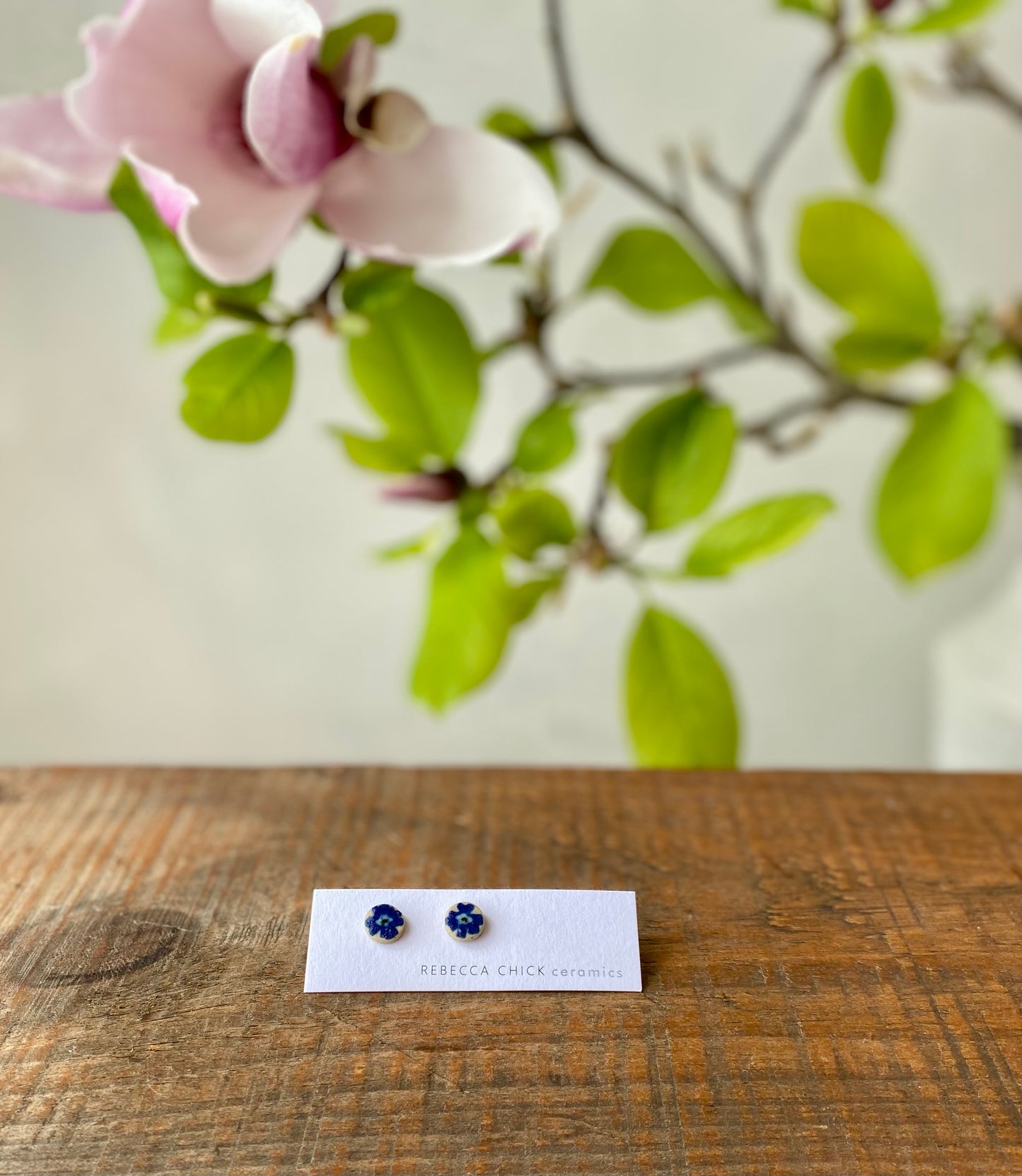 Flower studs | Blue