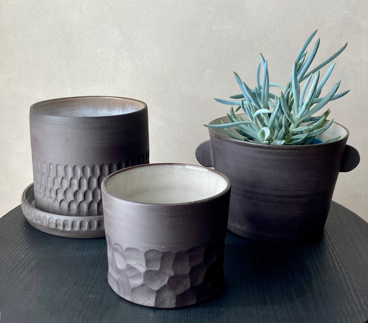 Carved Planter | Black