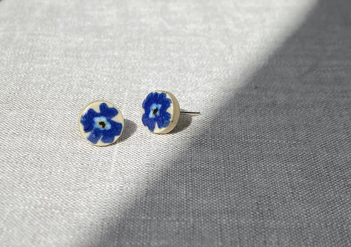 Flower studs | Blue