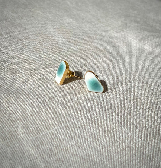 Fragment studs | celadon and tourmaline 1