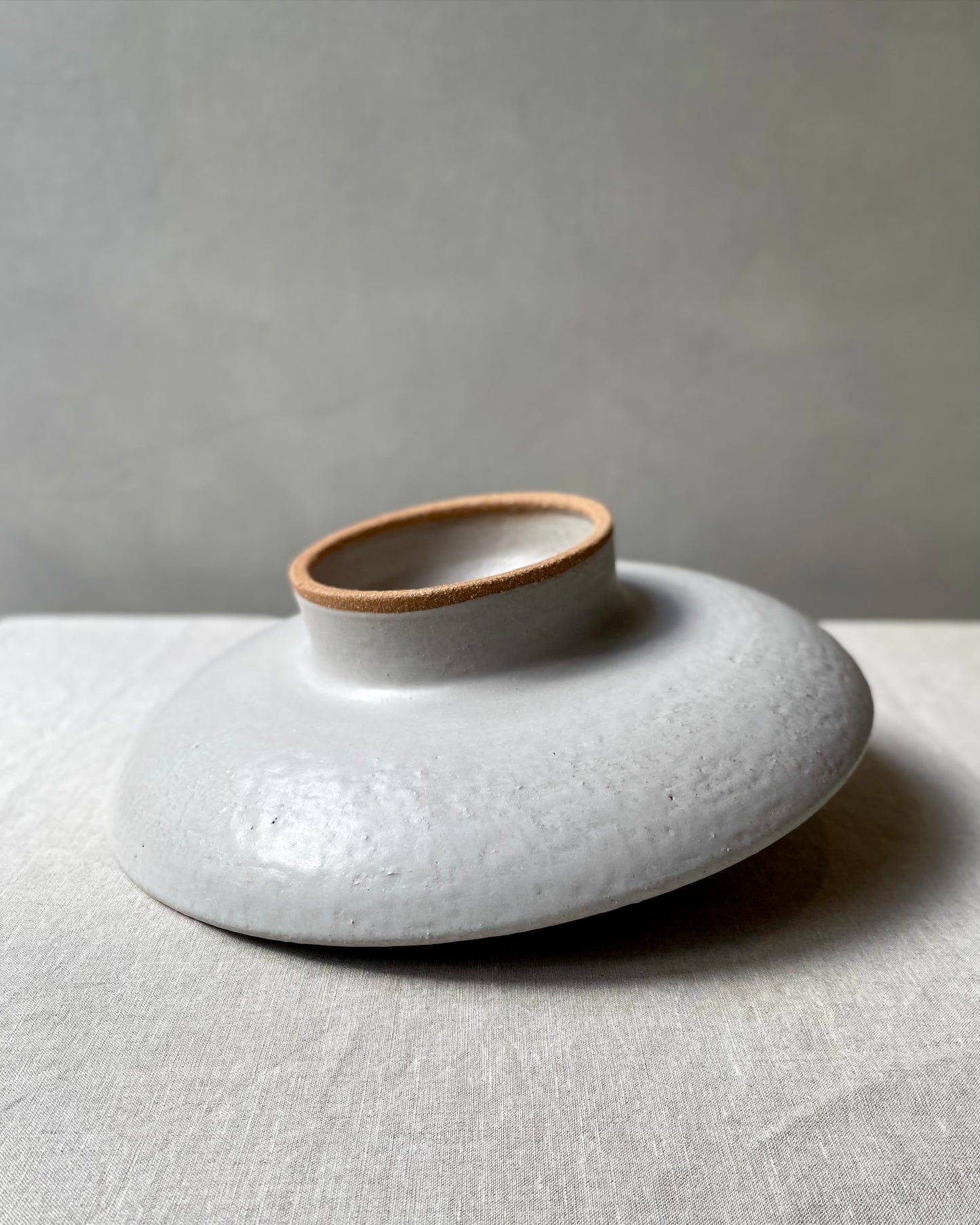 Low Pedestal Bowl | Medium