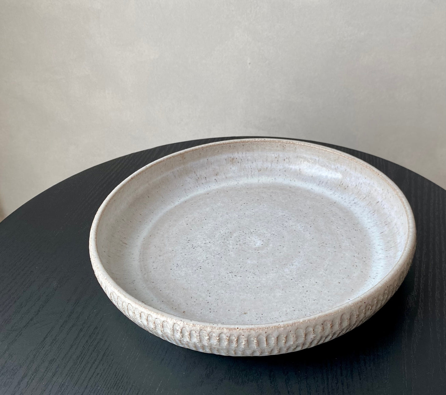 Carved Serving Bowl | Medium