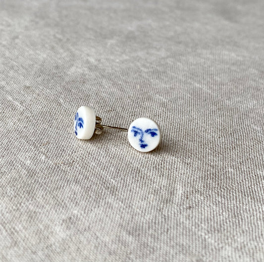 Face studs | 3