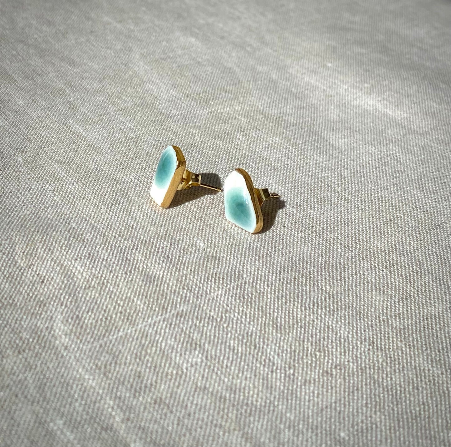 Fragment studs | celadon and tourmaline 1