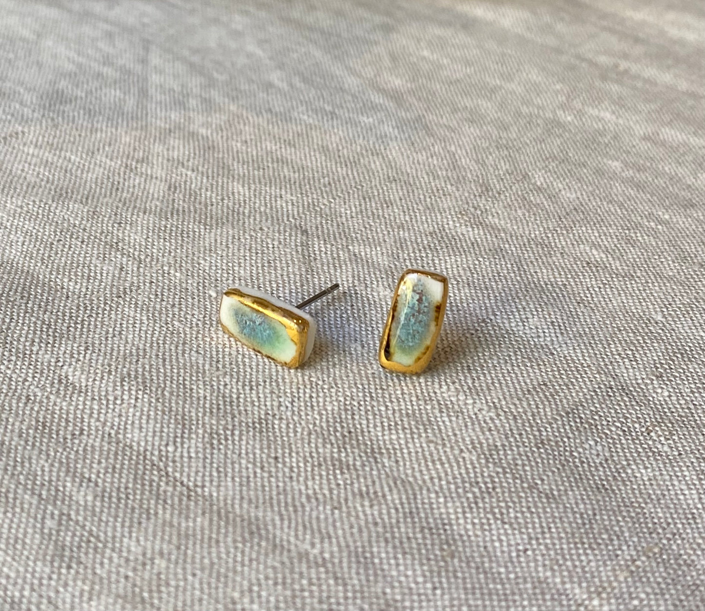 Fragment studs | blue and turquoise 3