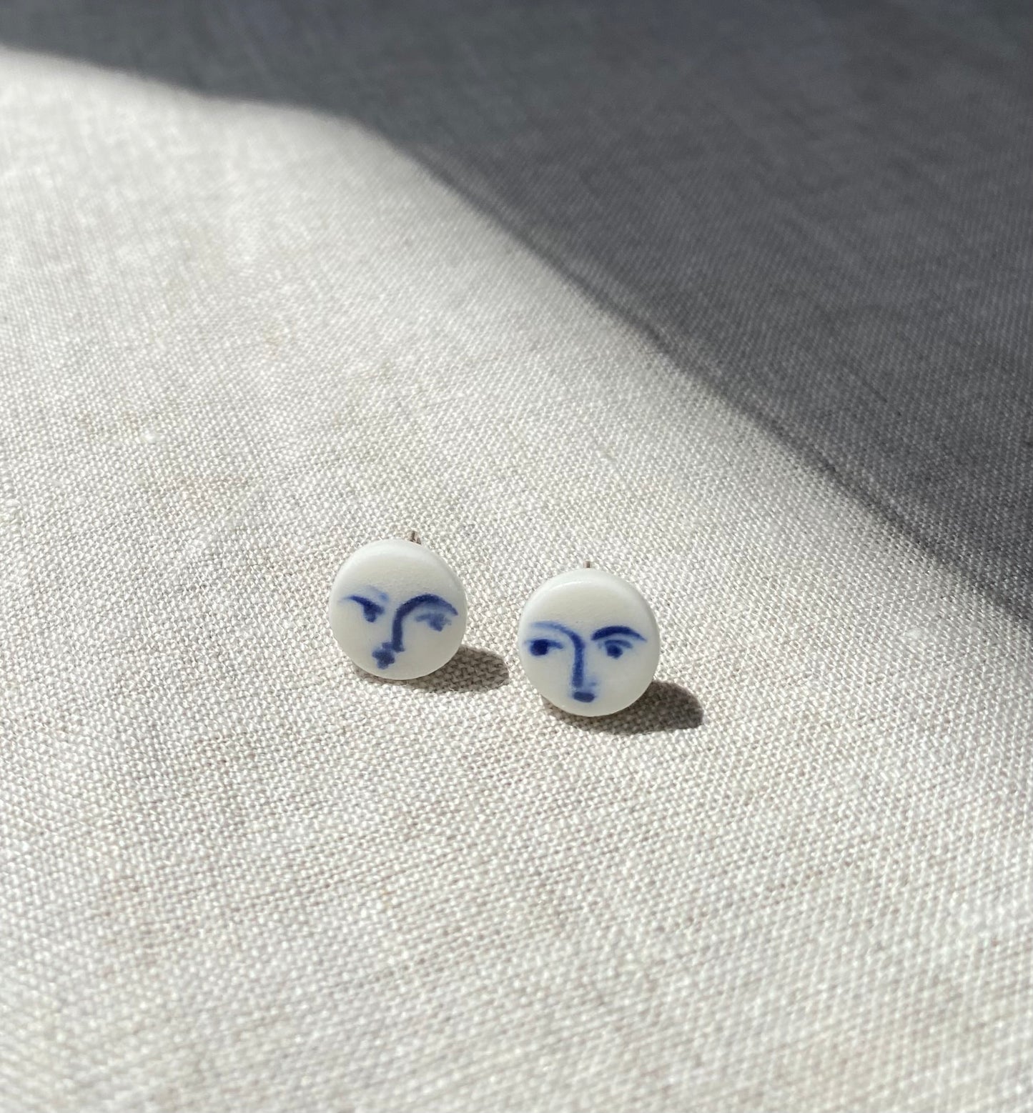 Face studs | 1