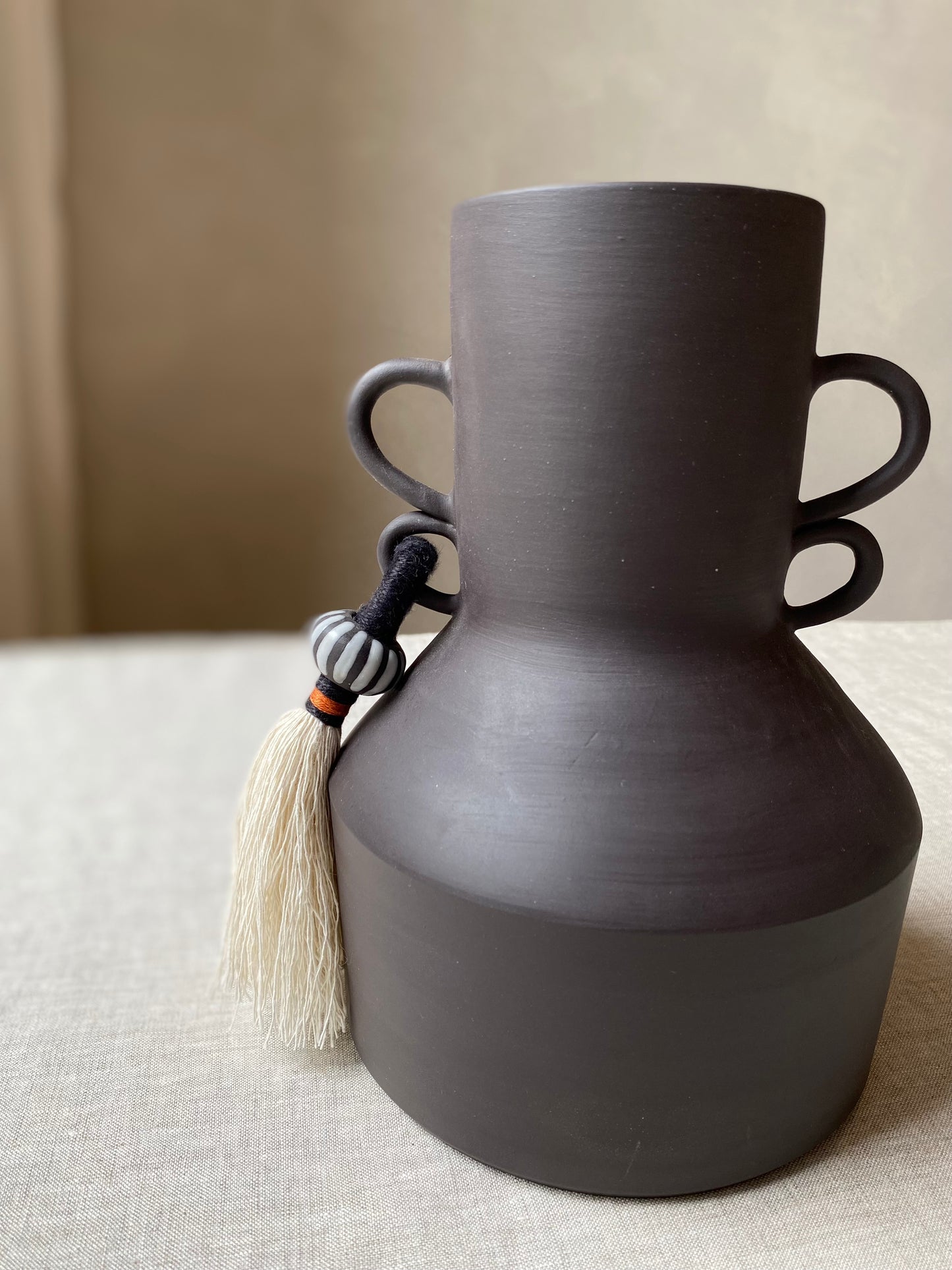 Tassel Vase | Large Black