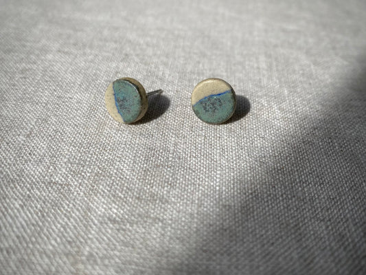 Dipped studs | Buff stoneware | Moss