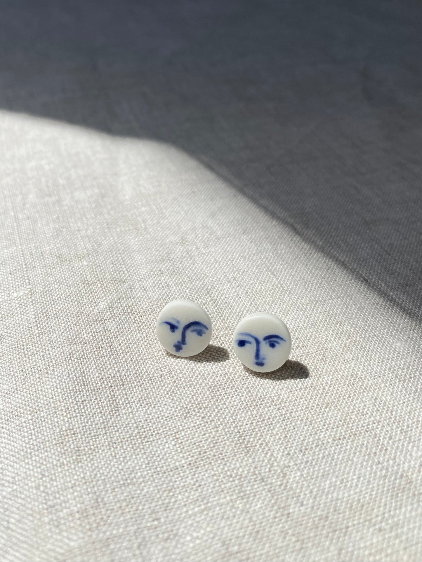 Face studs | 1