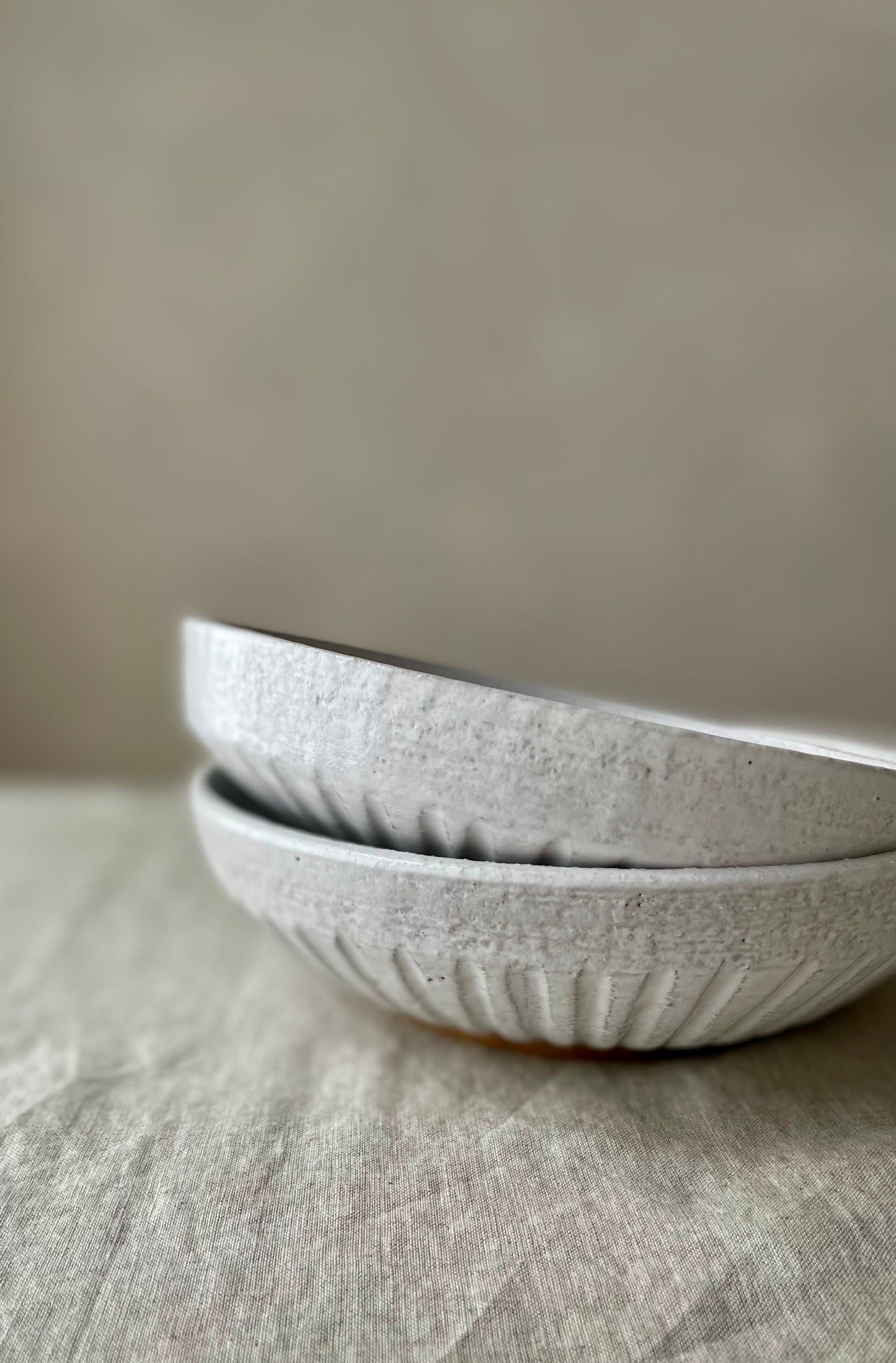 Footed serving bowl | small