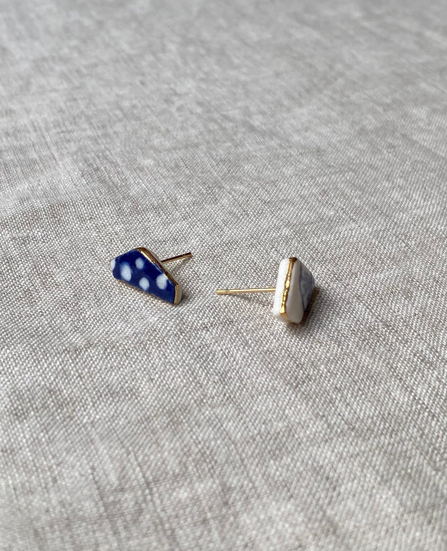 Fragment studs | polka dot and flower