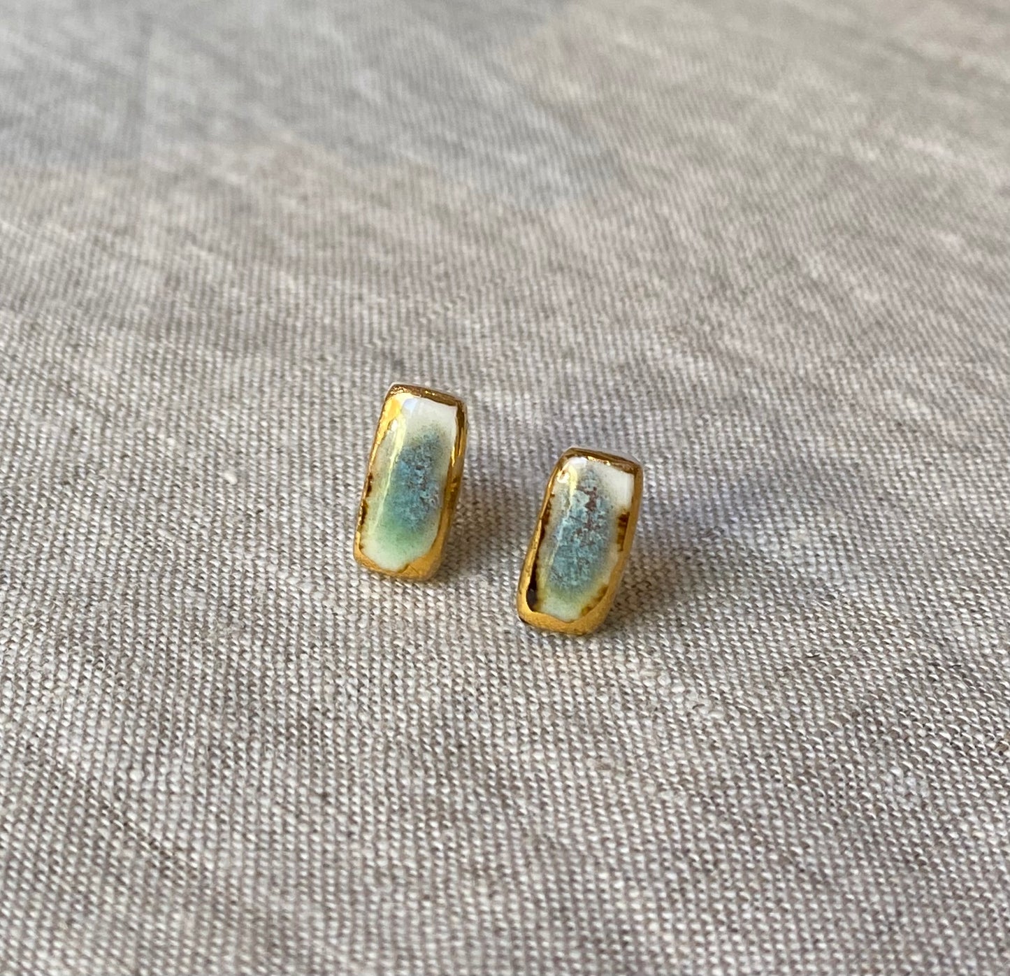 Fragment studs | blue and turquoise 3