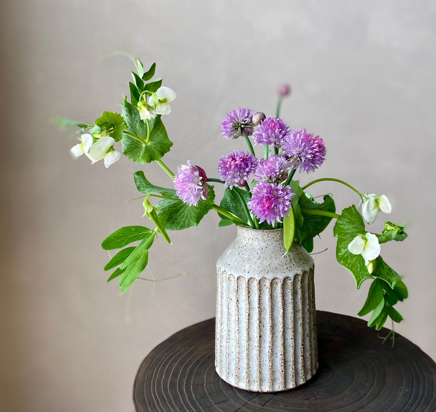 Fluted Vase |Speckled - Medium