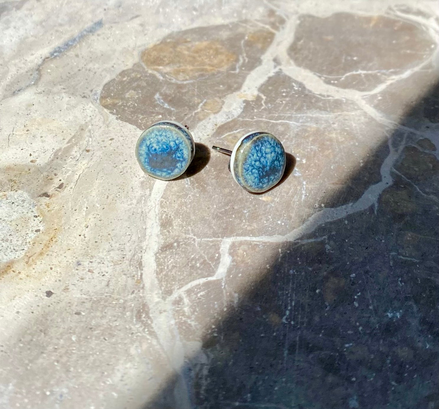 Porcelain painted studs | Blue rutile