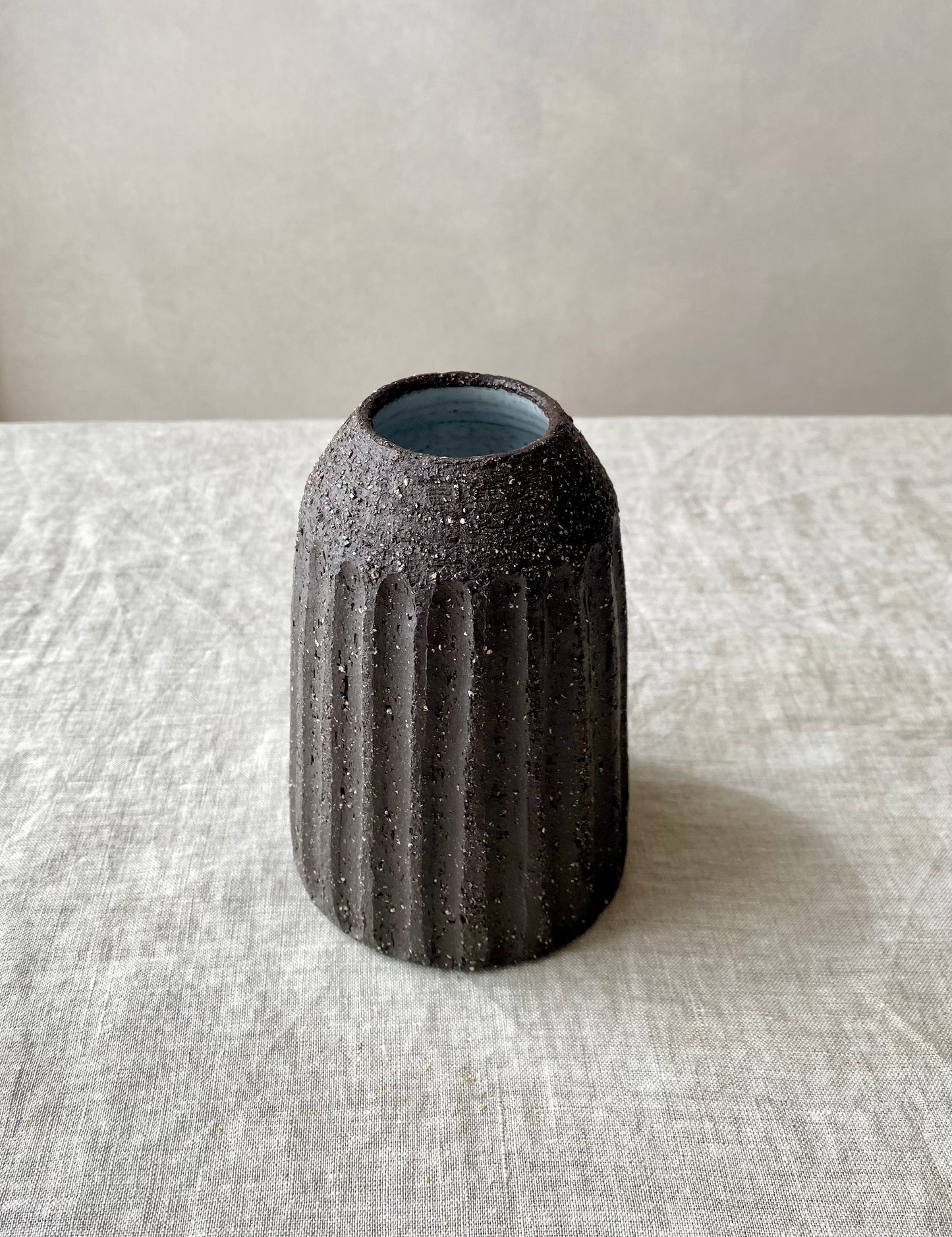 Fluted Vase | Black - Medium