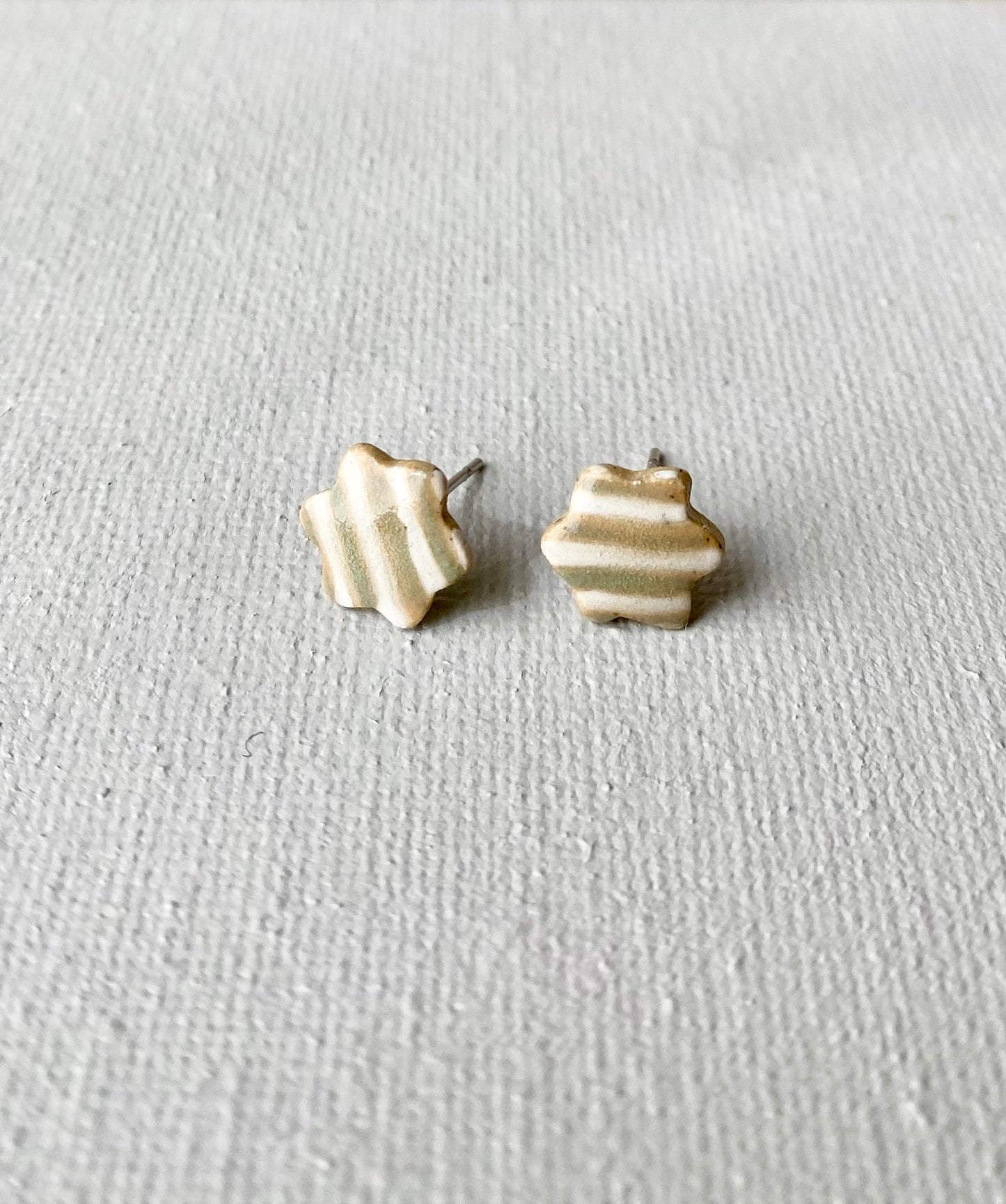 Blossom studs | Olive stripe